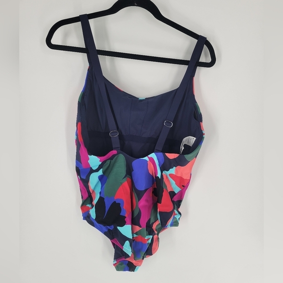 Athleta Hermosa One Piece Swimsuit Size XL Tossed Floral - Picture 3 of 8
